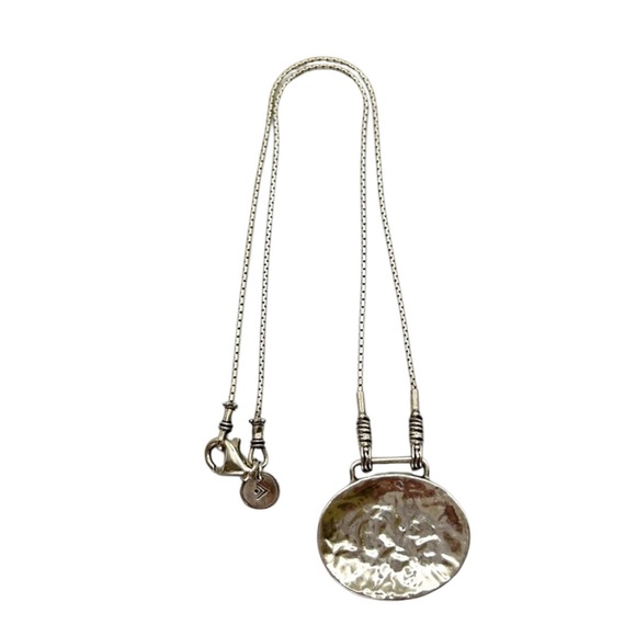N1356 Vintage Silpada Oval 925 Sterling Silver Pendant Necklace 'Seattle Skies’ - Picture 2 of 15